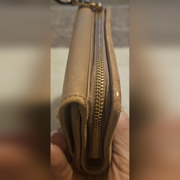 Miu Miu Compact wallet - Picture 9 of 13